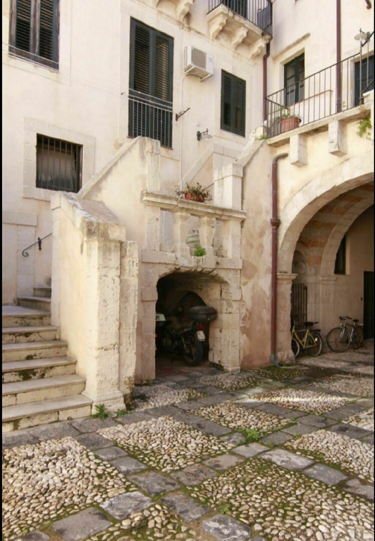 Maison Des Artistes 锡拉库扎 外观 照片